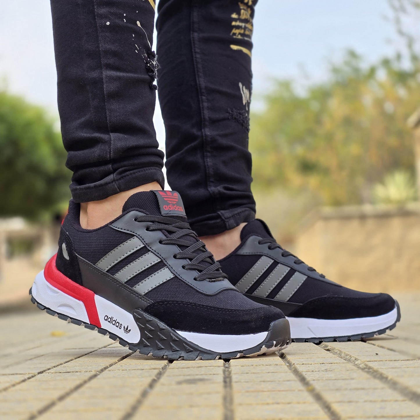 Tenis Adidas Terrex ¡+3 Pares de Medias!