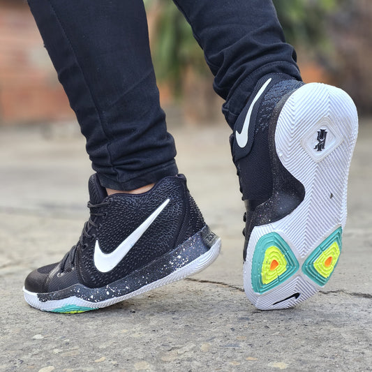 Bota Nike Kyrie